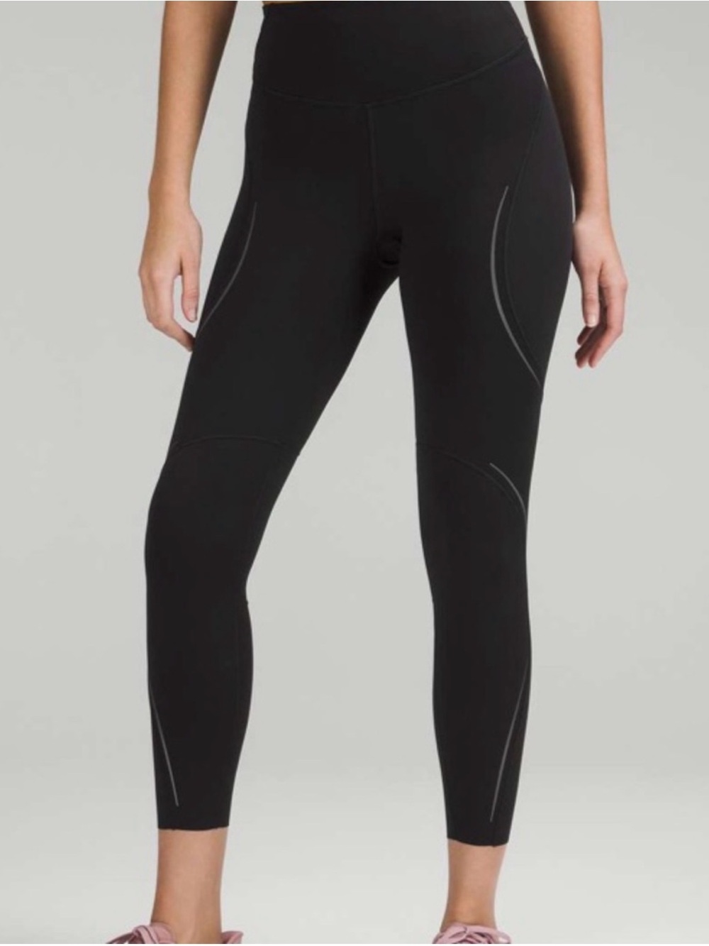 Lululemon Base Pace High-Rise Reflective Tight 25” size 2